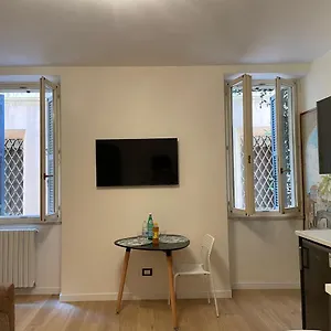 Apartment Regola, Rome